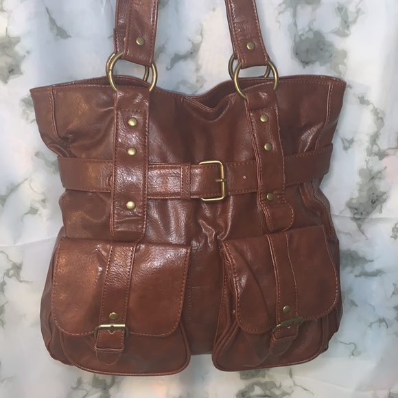 🎒 Brown Leather Like Shoulder Bag with Pockets and Buckles - Picture 2 of 11